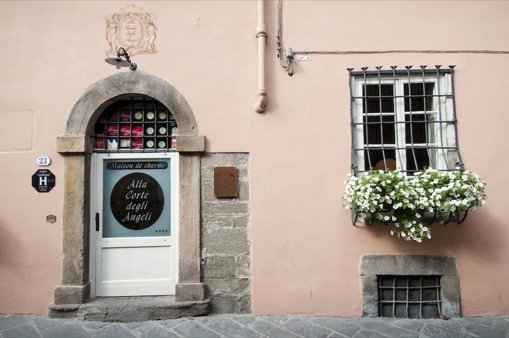 Hotel Alla Corte Degli Angeli Lucca Exterior photo